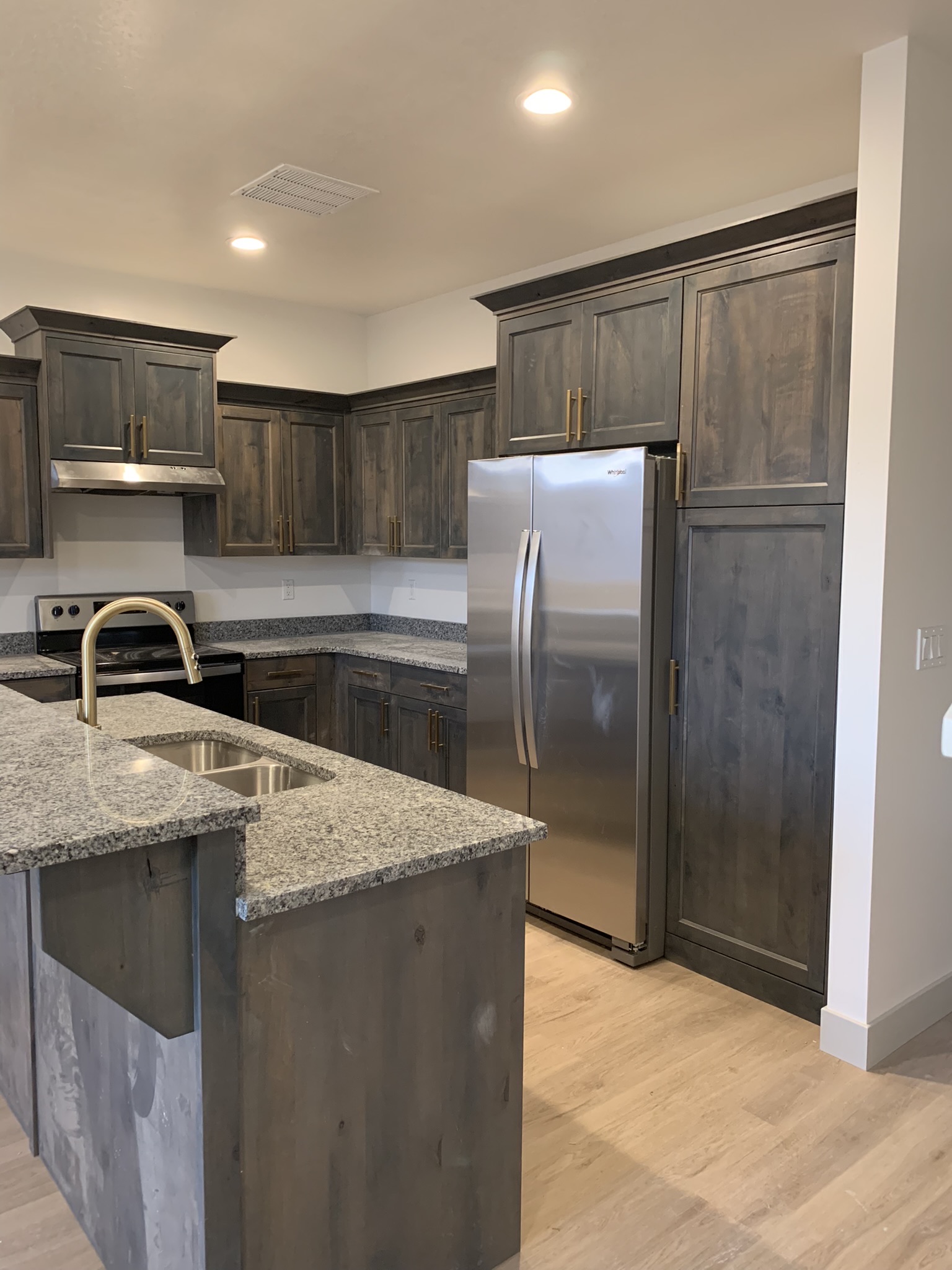 435 North 800 West - E101